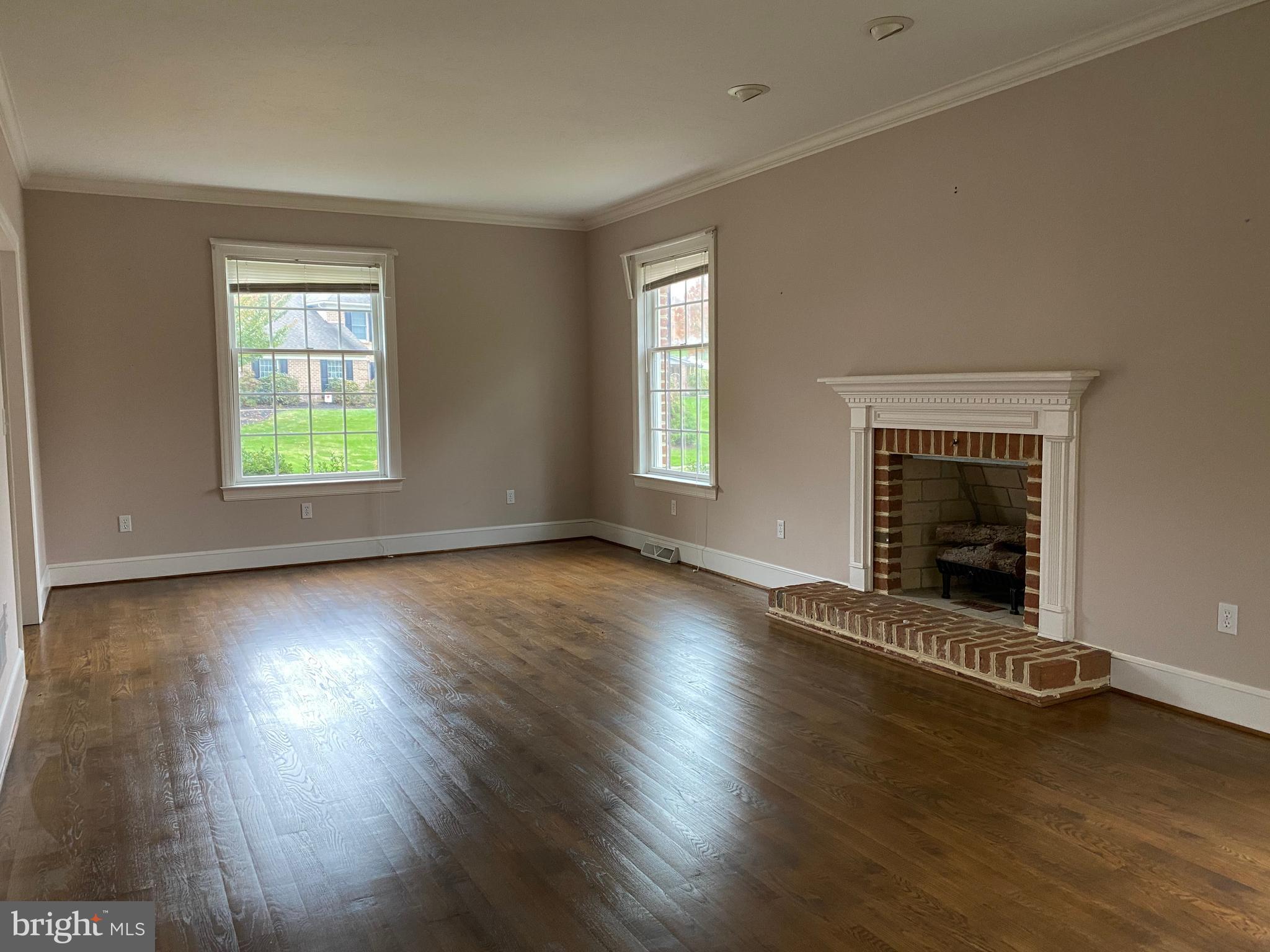 3609 Cimmeron Road York, PA 17402 - Photo 8 of 34 Living room