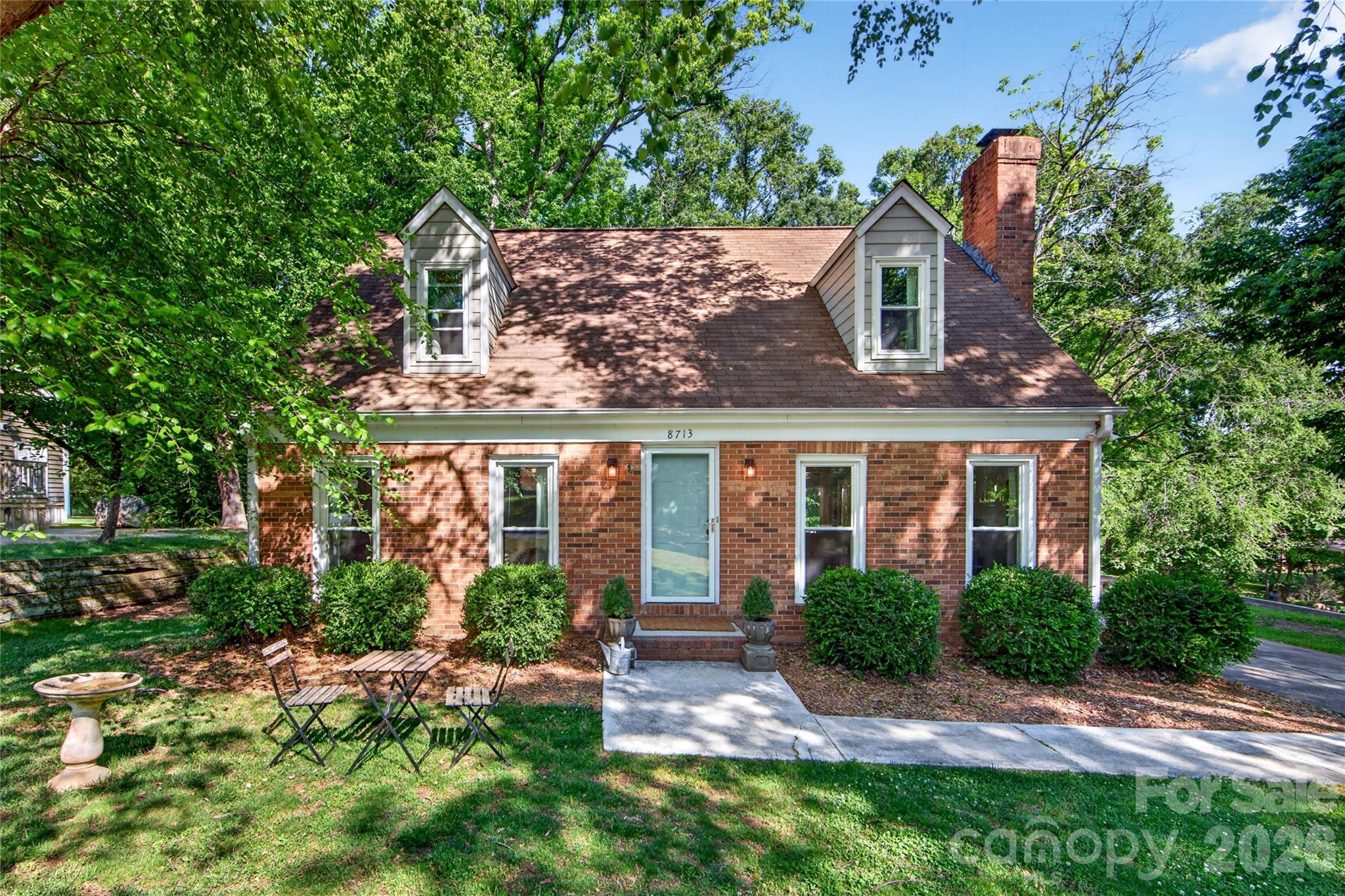 8713 Golf Ridge Drive Charlotte, NC 28277 - Photo 1 of 30 front view of a house with a yard