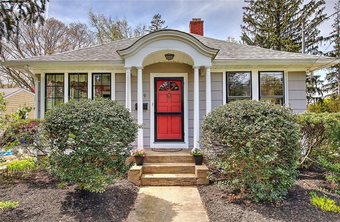 119 Alfred Drowne Road Barrington, RI 02806 - Photo 4 of 50