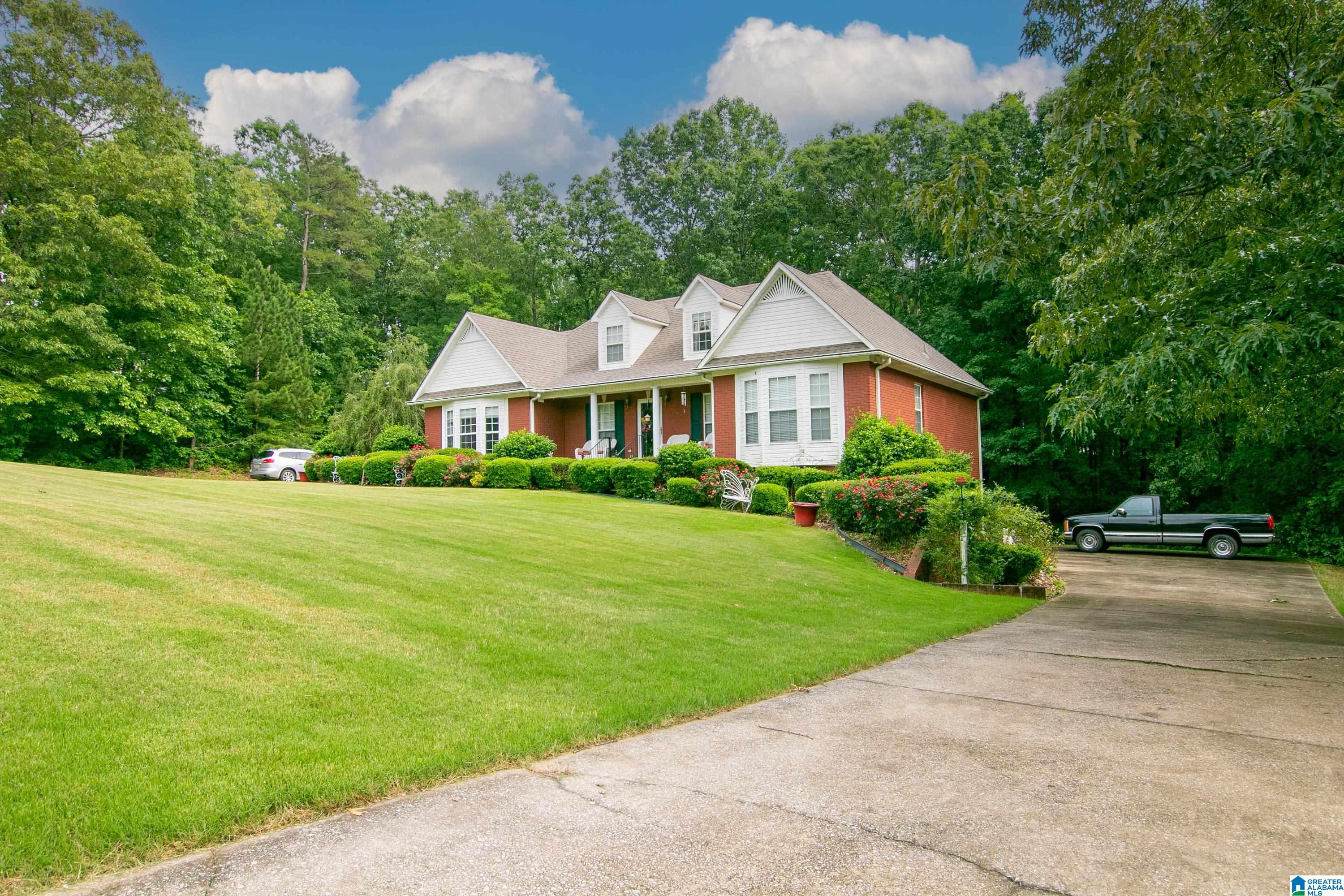 303 Maynor Lane Oneonta, AL 35121 - Photo 2 of 4