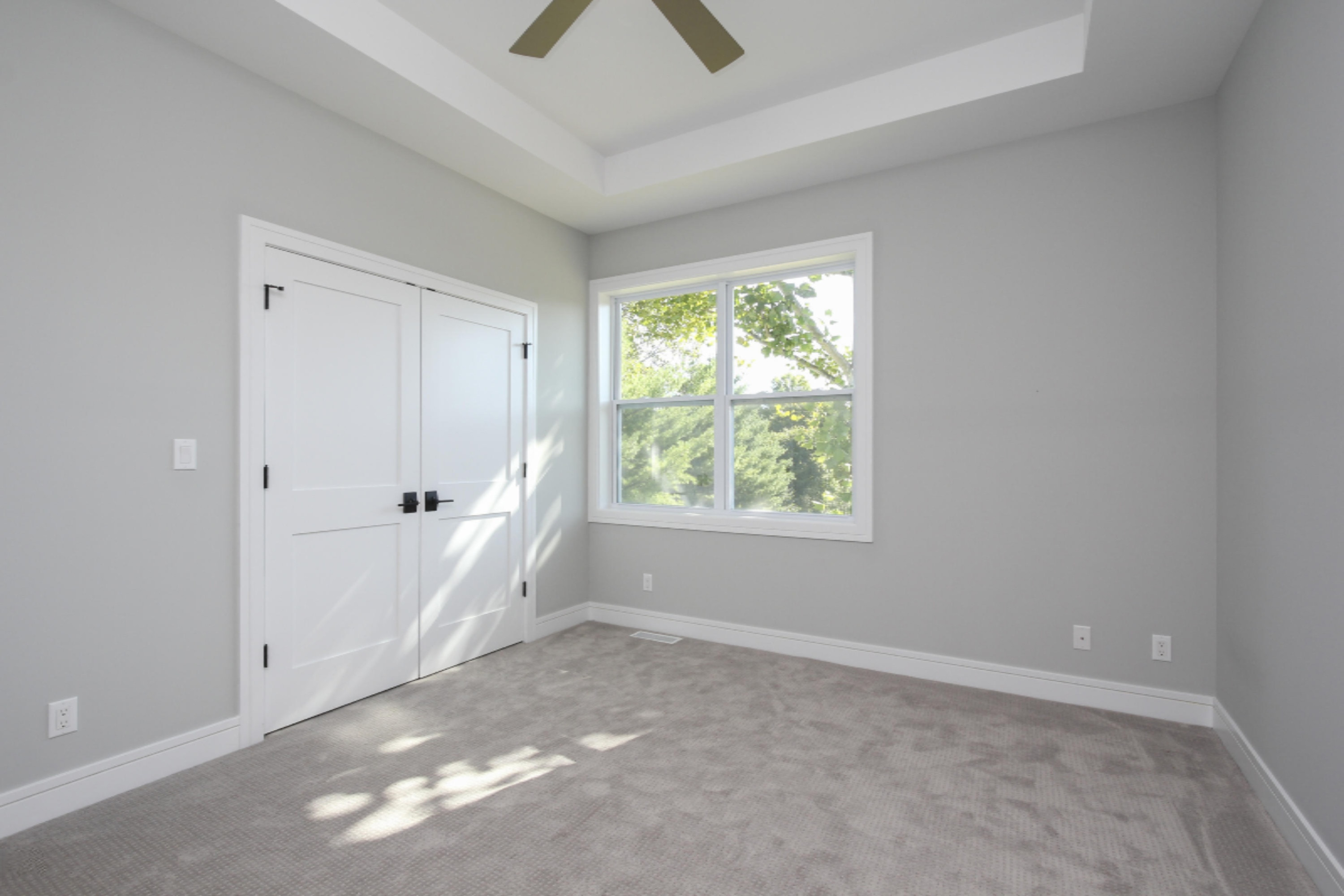 19509 Kluver Road New Buffalo, MI 49117 - Photo 18 of 40 3rd Bedroom