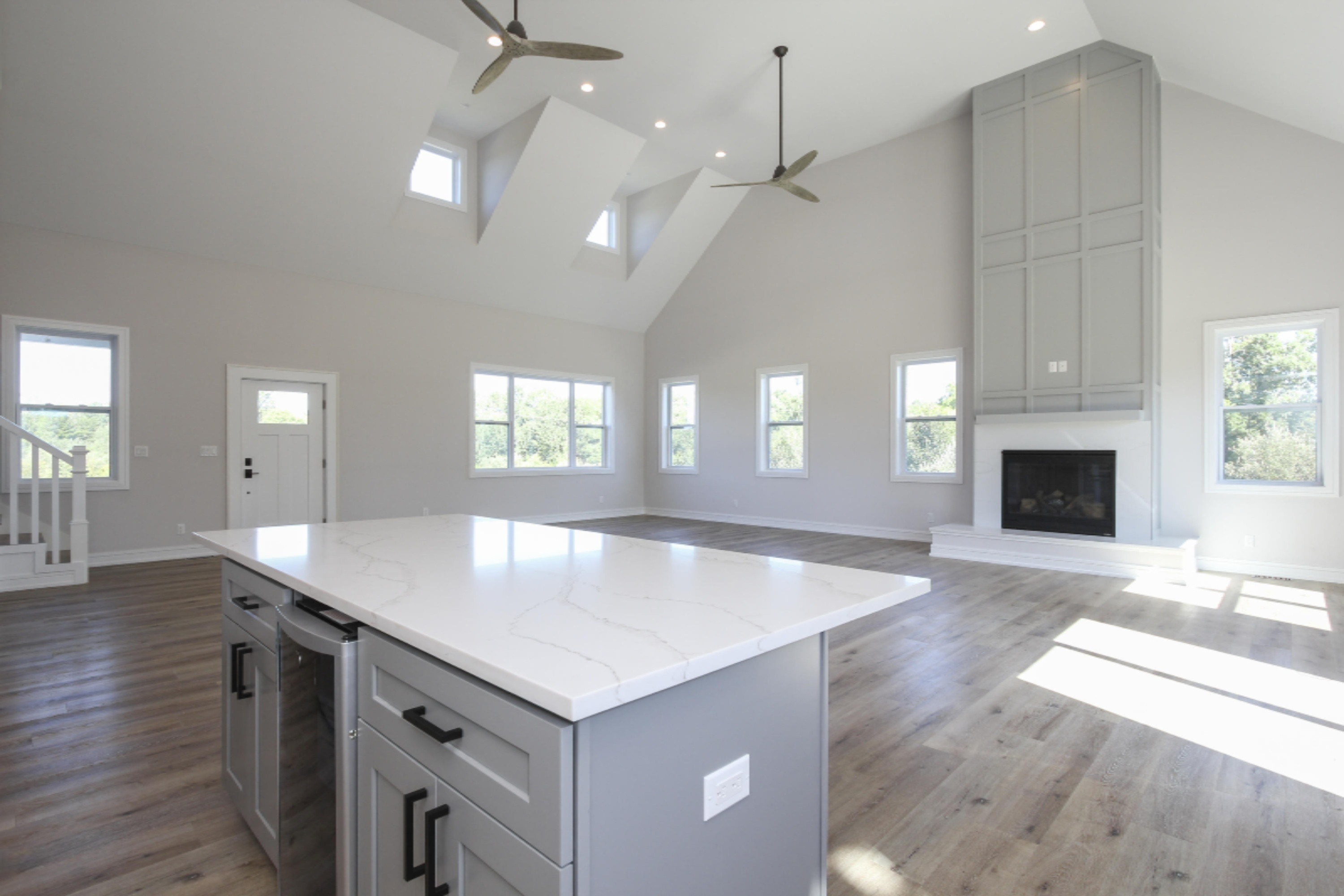 19509 Kluver Road New Buffalo, MI 49117 - Photo 4 of 40 Open Island