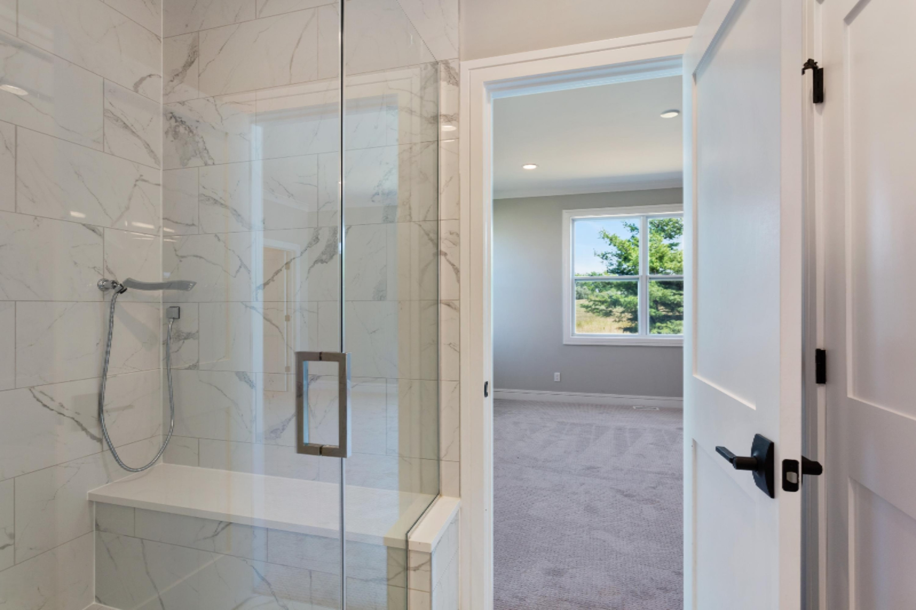 19509 Kluver Road New Buffalo, MI 49117 - Photo 10 of 40 Master bath