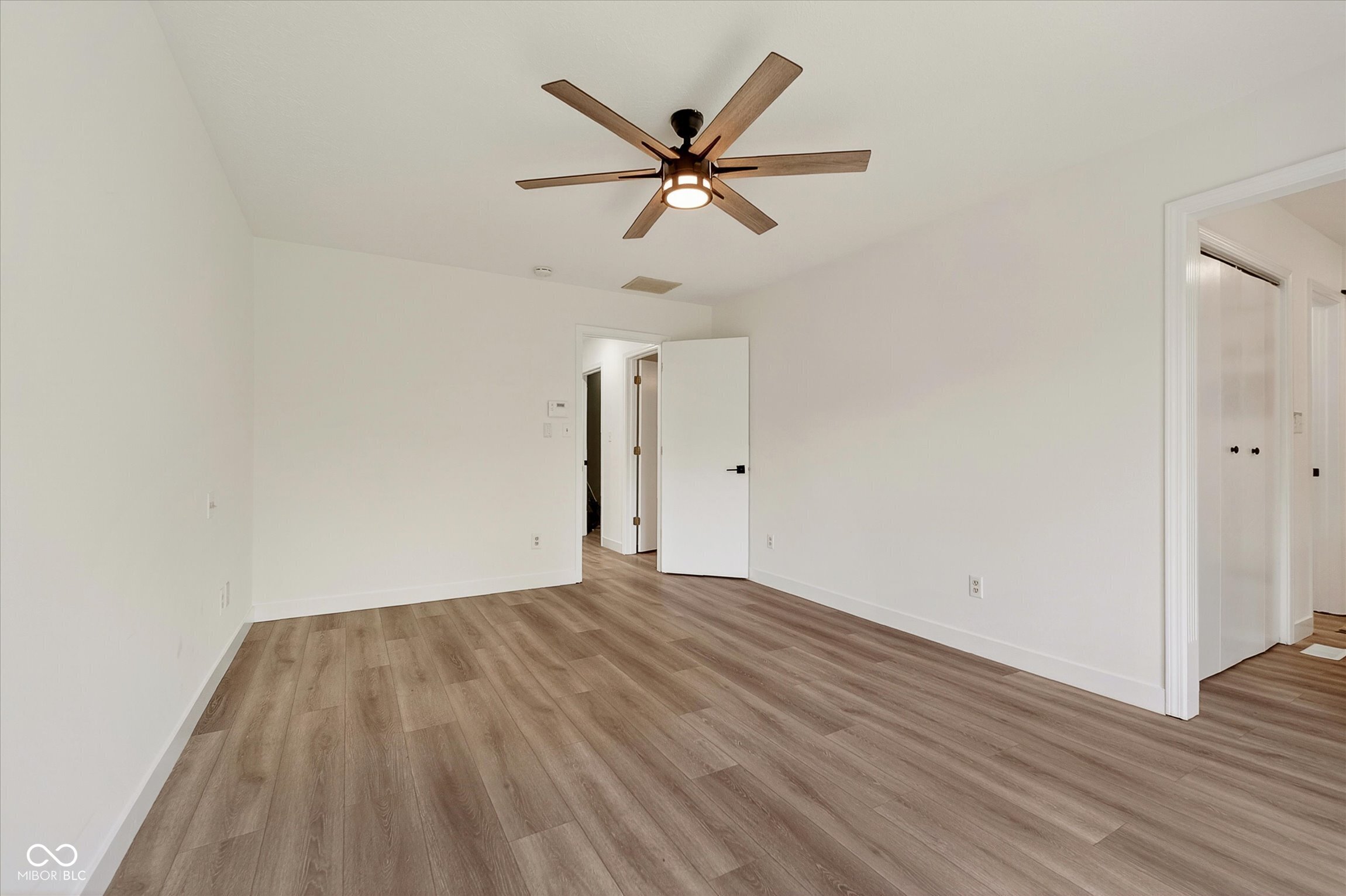 8425 Carthay Circle Fishers, IN 46038 - Photo 21 of 30