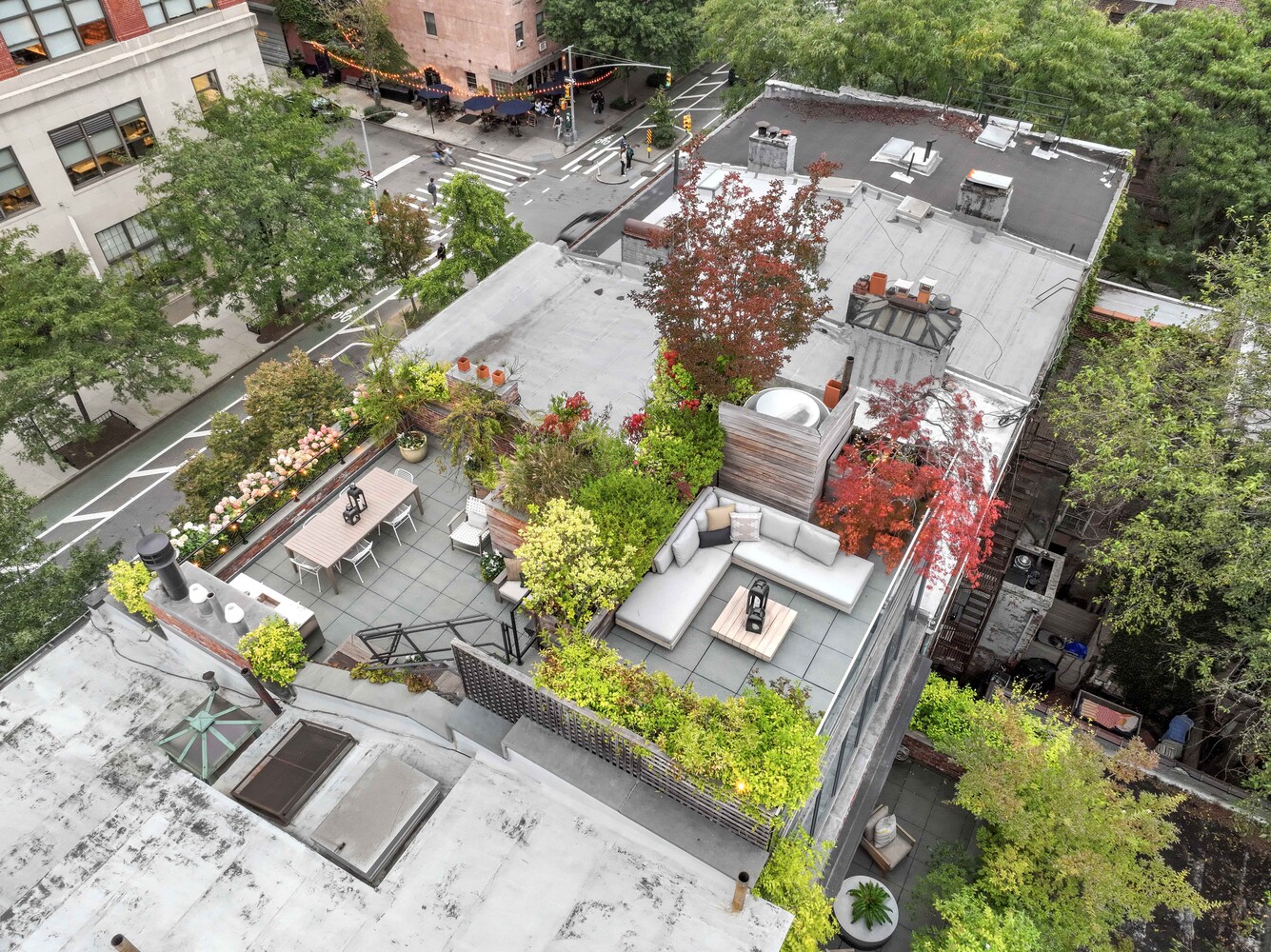 430 Hudson Street Manhattan, NY 10014 - Photo 30 of 35 an aerial view of a house with a garden
