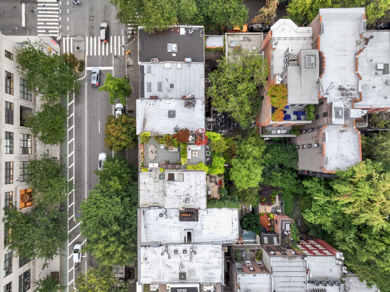 430 Hudson Street Manhattan, NY 10014 - Photo 31 of 35 an aerial view of residential houses with outdoor space
