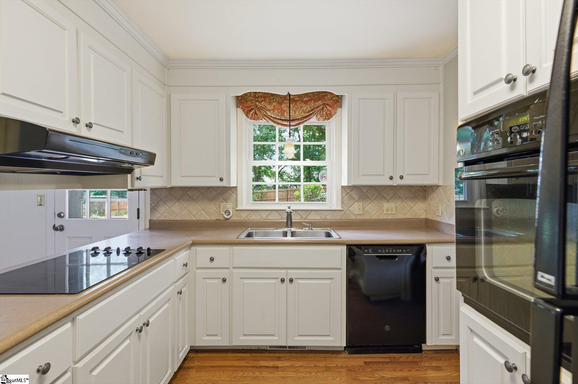 106 Del Norte Road Greenville, SC 29615 - Photo 11 of 42