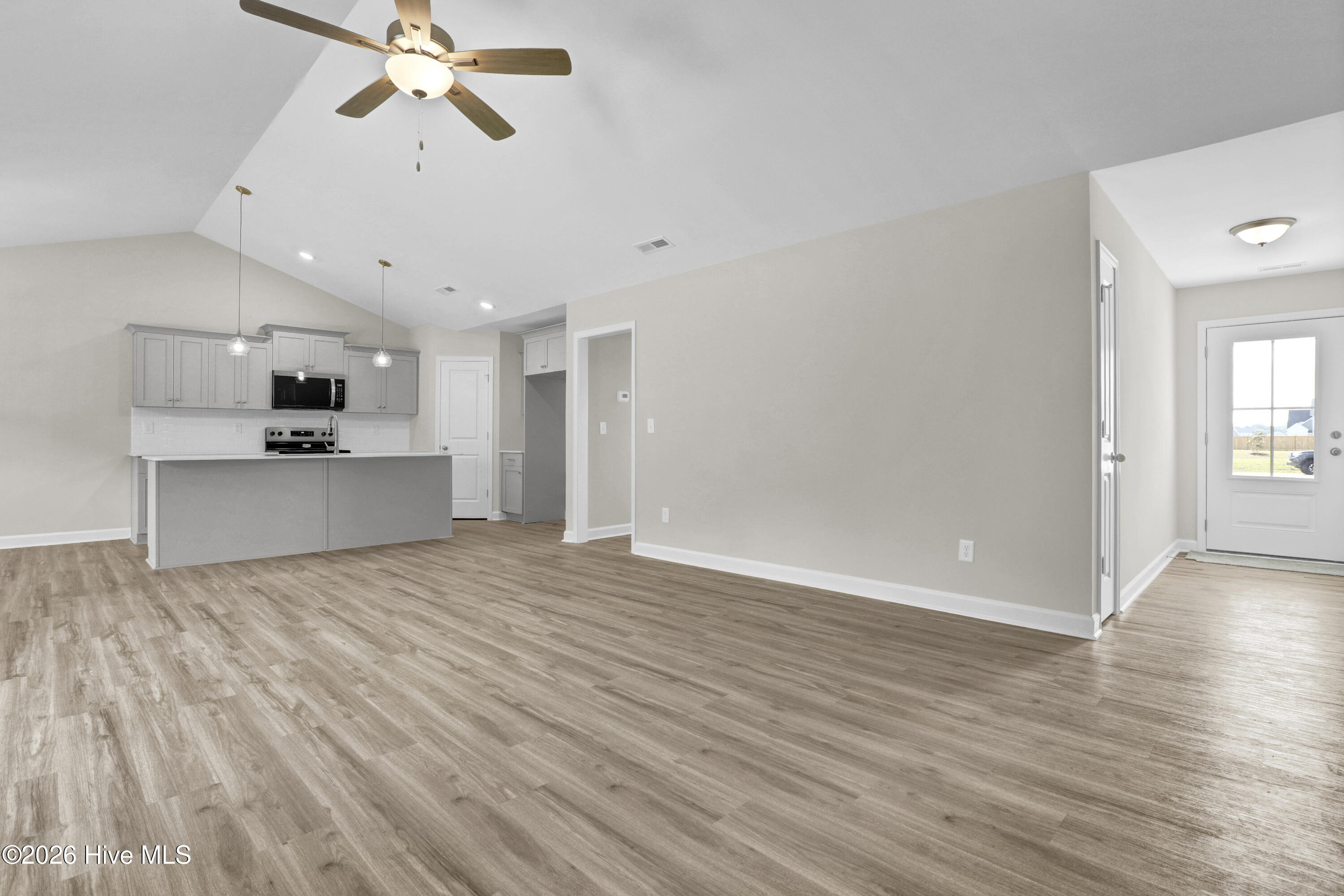910 Wild Azalea Way Hubert, NC 28539 - Photo 5 of 29 6G8A0781
