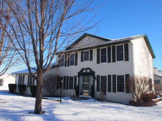 219 Blue Ridge Drive Oconomowoc, WI 53066 - Photo 1 of 1 Front View