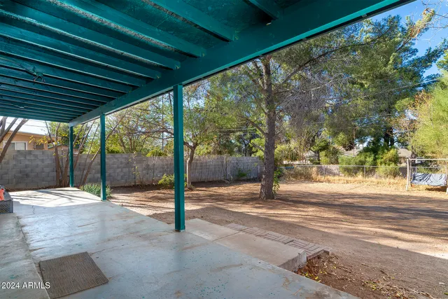 $250,000 | 214 South Hing Drive, Superior, AZ 85173