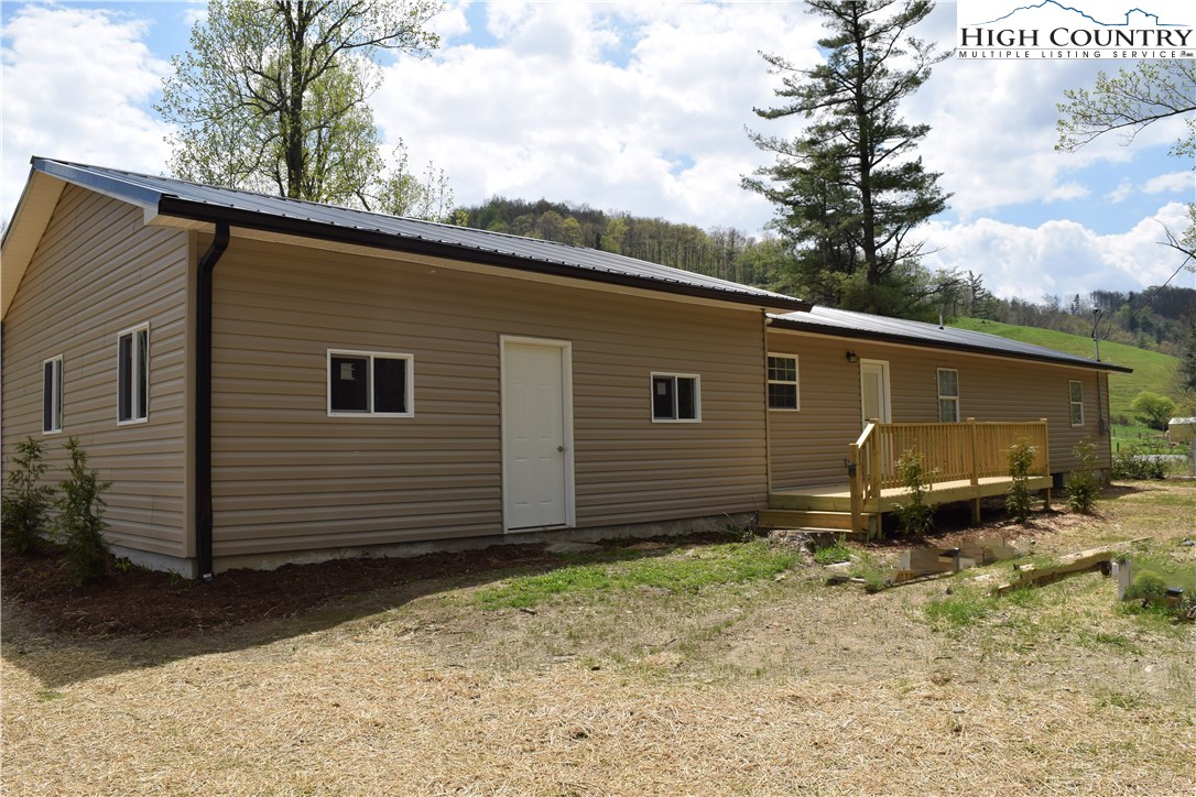 4154 Bamboo Road Boone, NC 28607 - Photo 14 of 17