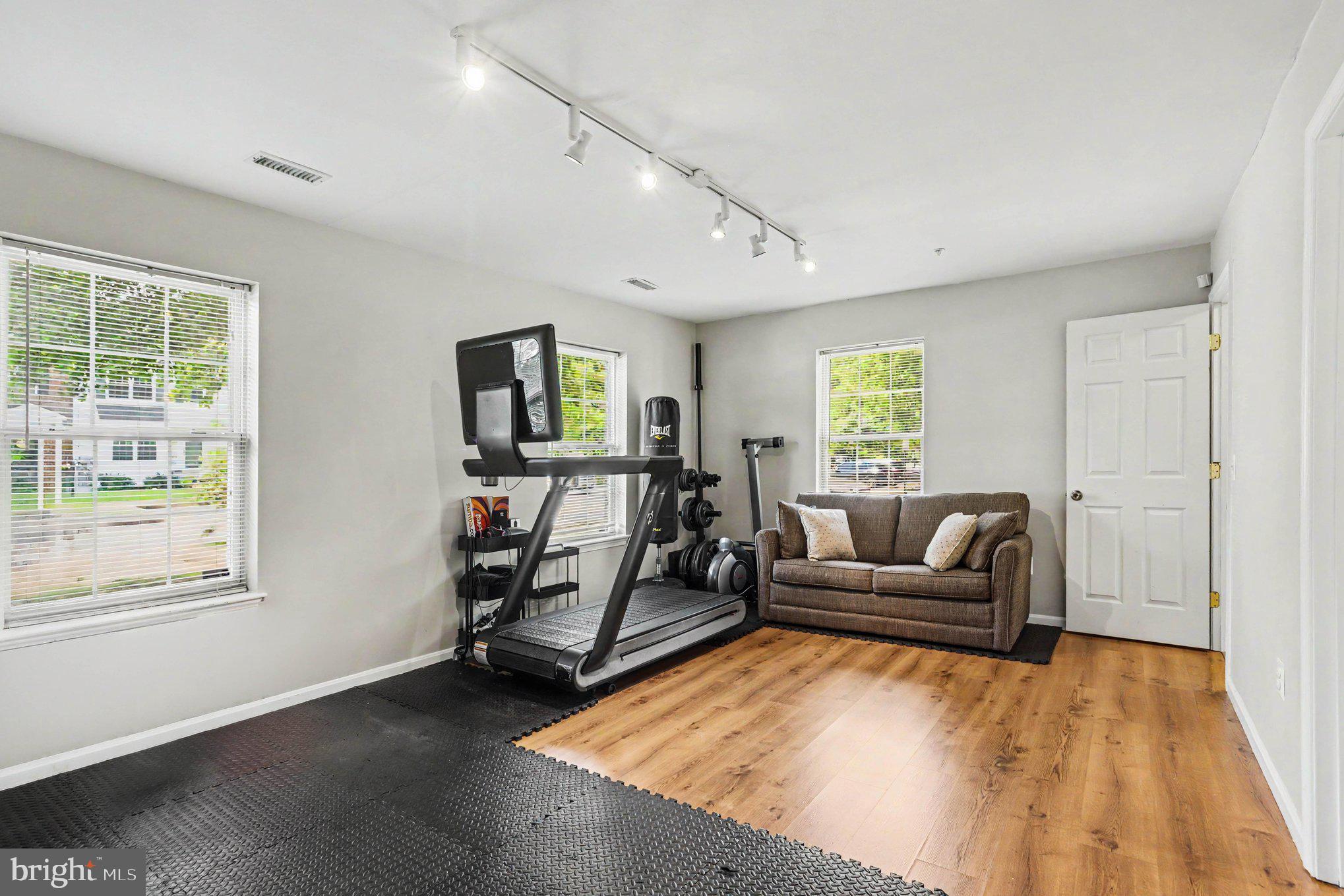 6513 Ridgeborne Drive Baltimore, MD 21237 - Photo 20 of 38 Versatile space for fitness and relaxation.