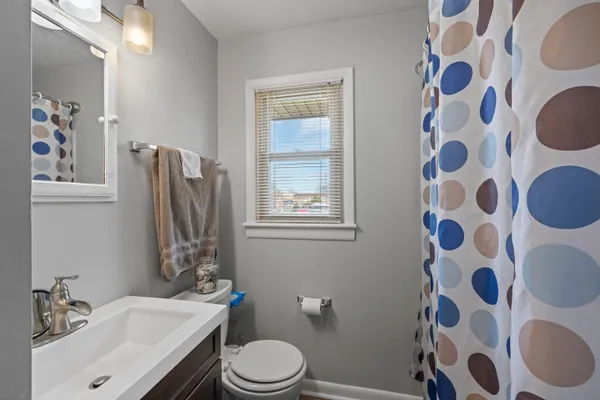 $295,000 | 19 Pleasant Valley Drive, Weyers Cave, VA 24486