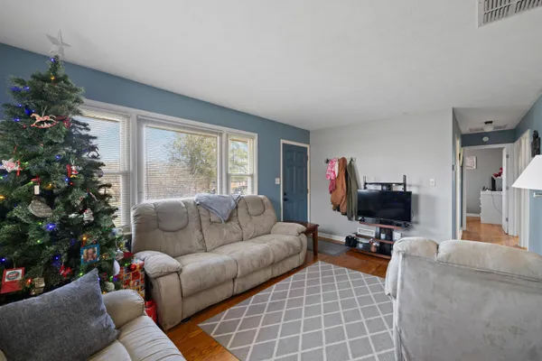 $295,000 | 19 Pleasant Valley Drive, Weyers Cave, VA 24486