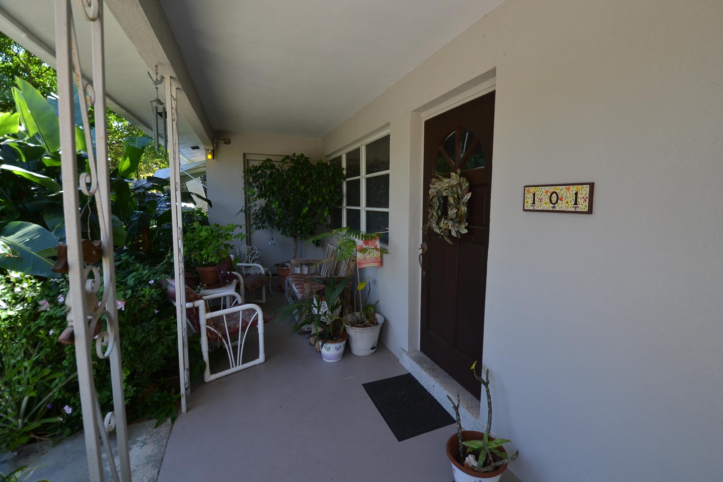 101 Northwest 6th Avenue Boca Raton, FL 33432 - Photo 4 of 39 fr porch