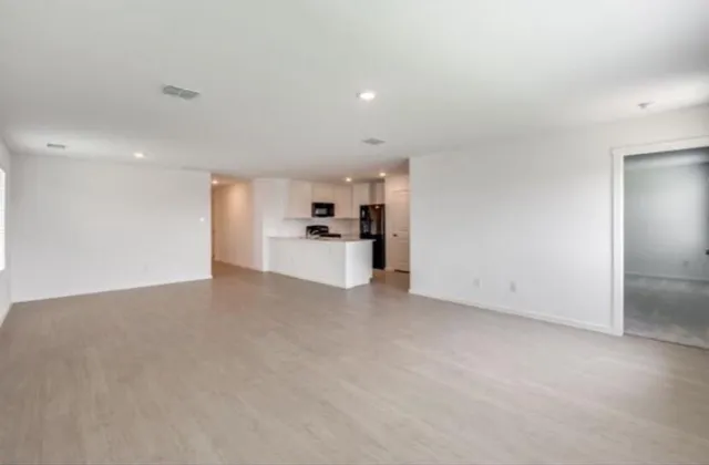 $3,475 | 11345 Rodeo Drive, Providence Village, TX 76227