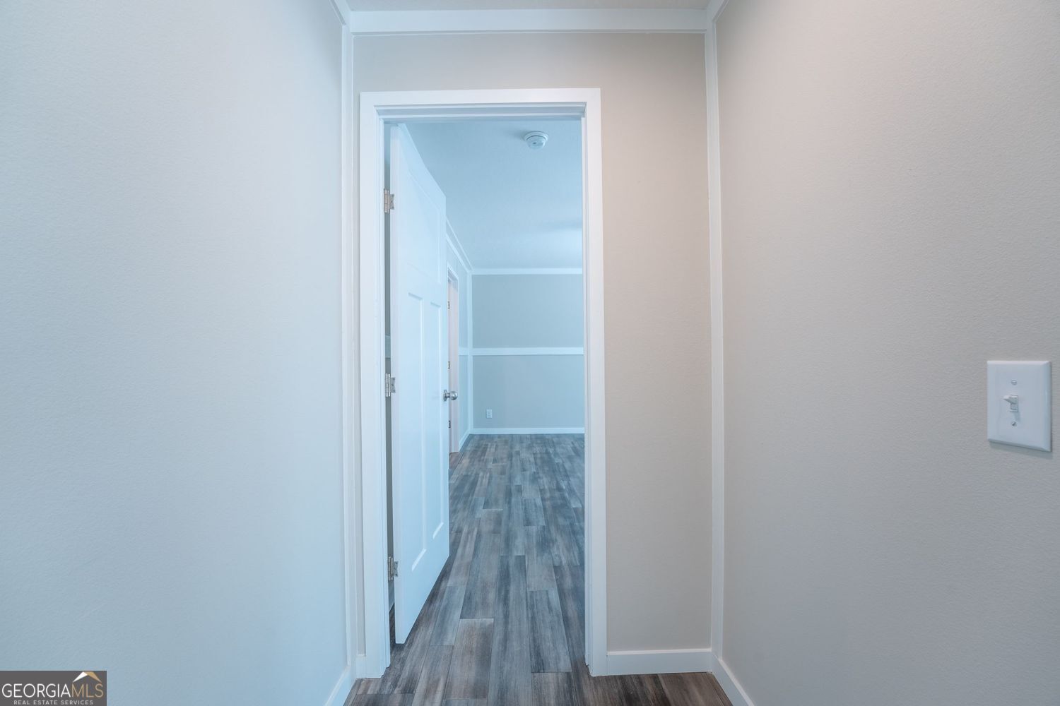 734 Hollywood Church Road Clarkesville, GA 30523 - Photo 27 of 49 a view of a hallway