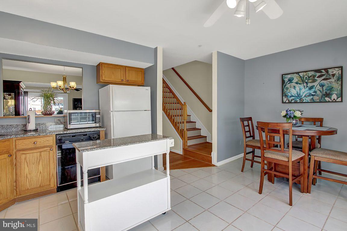 633 Hunting Fields Road Baltimore, MD 21220 - Photo 11 of 25 Kitchen