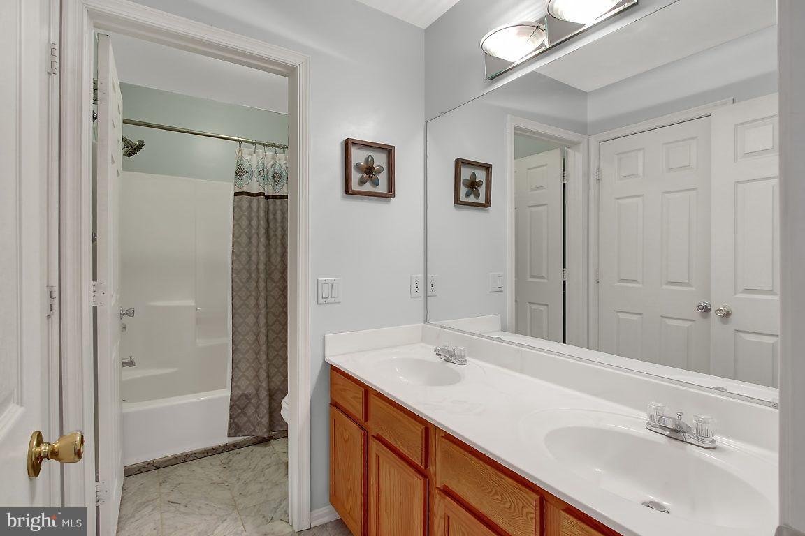 633 Hunting Fields Road Baltimore, MD 21220 - Photo 20 of 25 Bath