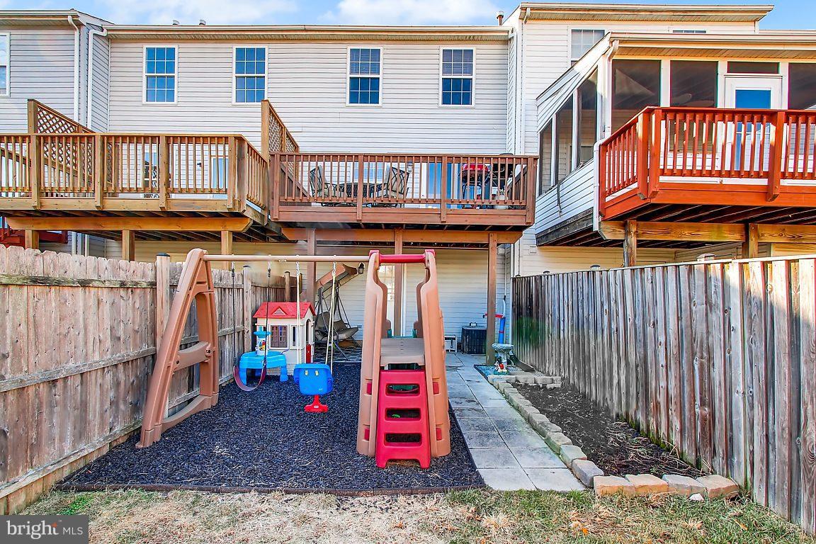 633 Hunting Fields Road Baltimore, MD 21220 - Photo 25 of 25 Exterior (Rear)