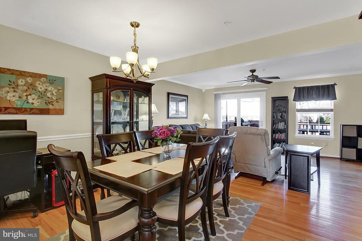 633 Hunting Fields Road Baltimore, MD 21220 - Photo 7 of 25 Dining Room