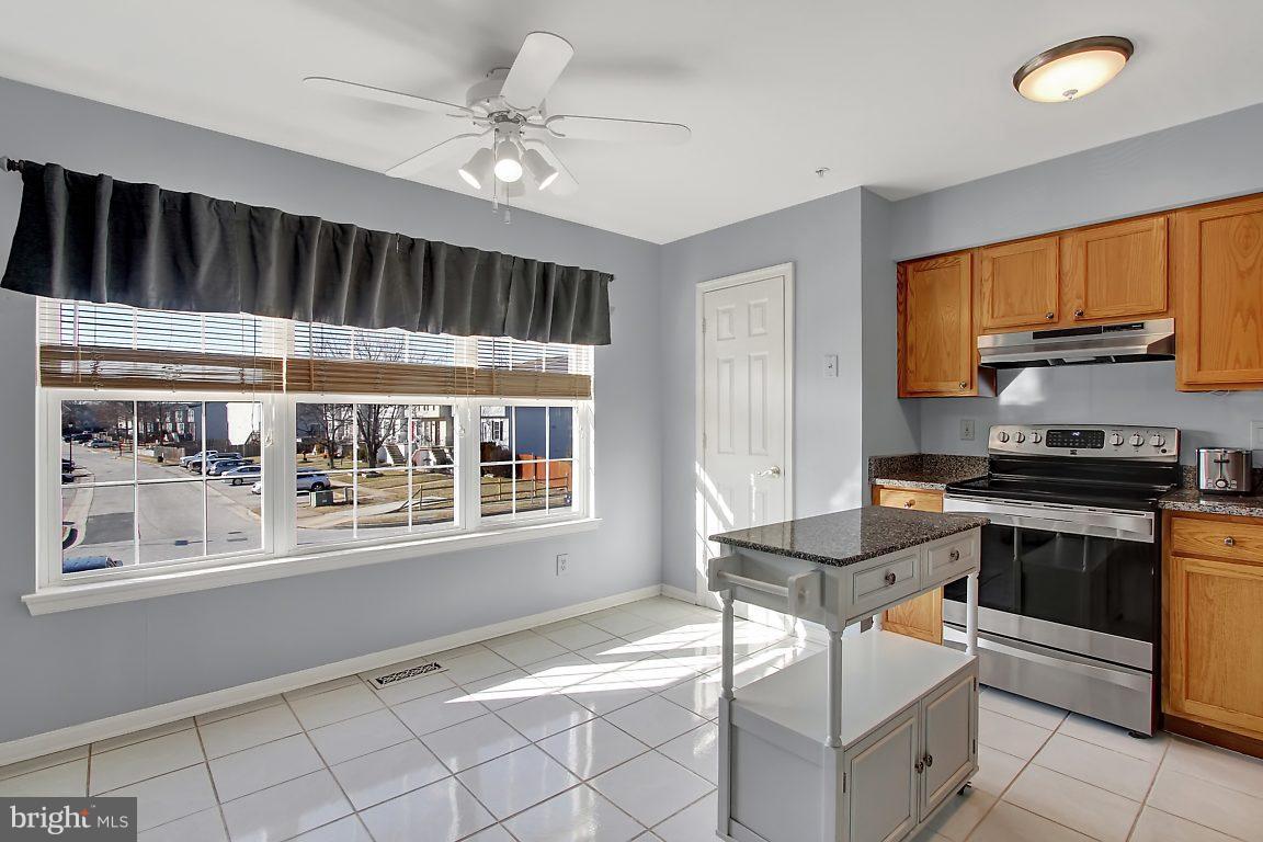 633 Hunting Fields Road Baltimore, MD 21220 - Photo 9 of 25 Kitchen