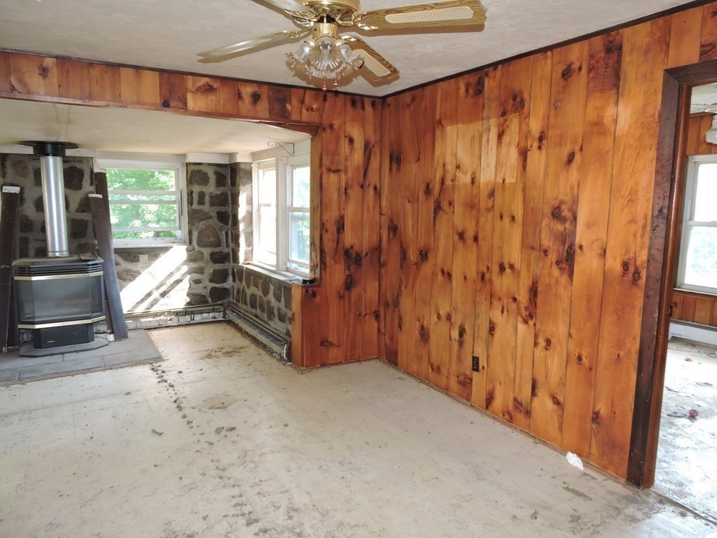 21 City Depot Road Charlton, MA 01507 - Photo 33 of 39