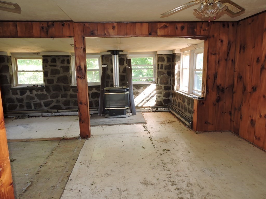 21 City Depot Road Charlton, MA 01507 - Photo 34 of 39