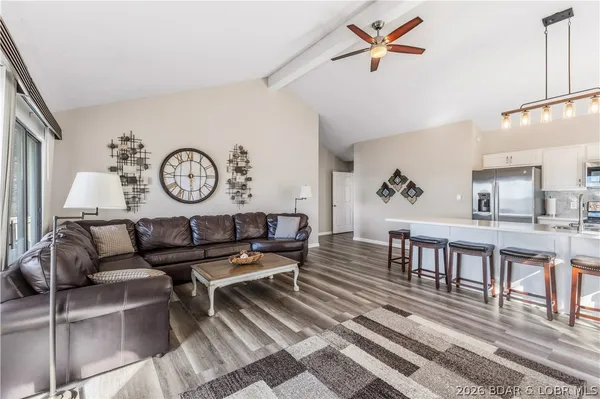 $400,000 | 410 Hopetown Drive, Osage Beach, MO 65065