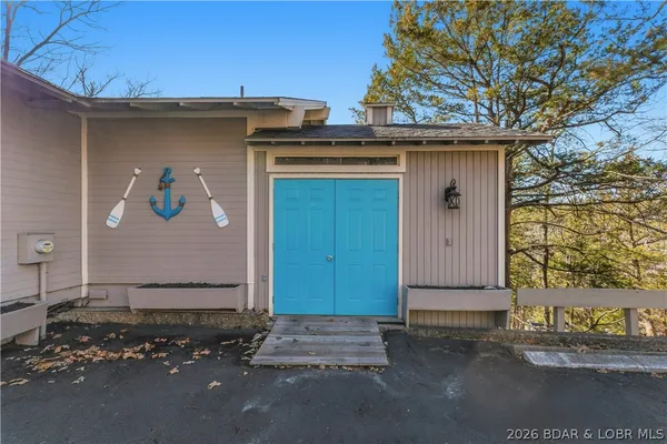 $400,000 | 410 Hopetown Drive, Osage Beach, MO 65065