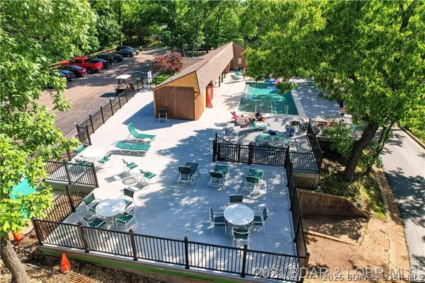 $400,000 | 410 Hopetown Drive, Osage Beach, MO 65065