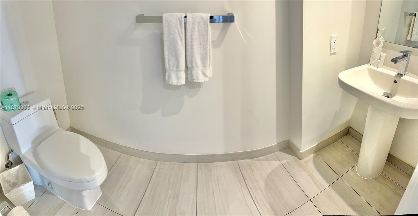 4010 South Ocean Drive, Unit R2406 Hollywood, FL 33019 - Photo 10 of 31