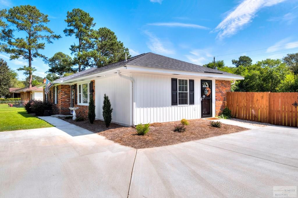 875 Whatley Street Sumter, SC 29154 - Photo 4 of 38 Gallery Image 4