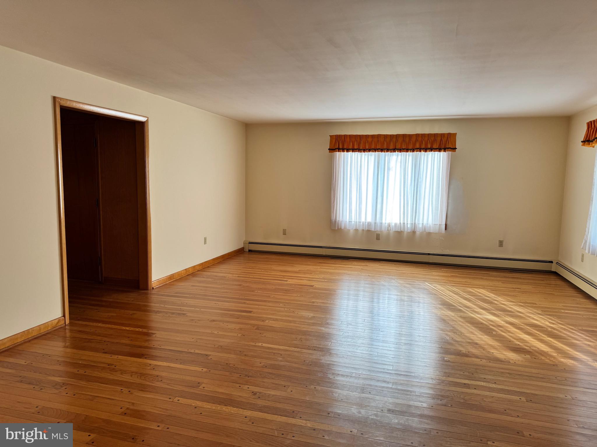 1279 Moulstown Road North Hanover, PA 17331 - Photo 7 of 42