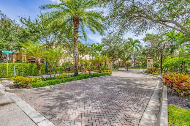 $3,750 | 4543 Mediterranean Circle, Palm Beach Gardens, FL 33418