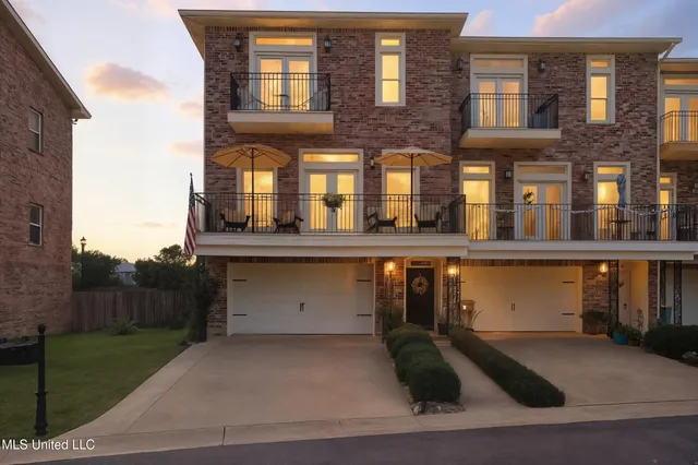 $319,500 | 17 Oak Alley Lane, Long Beach, MS 39560