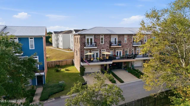 $319,500 | 17 Oak Alley Lane, Long Beach, MS 39560