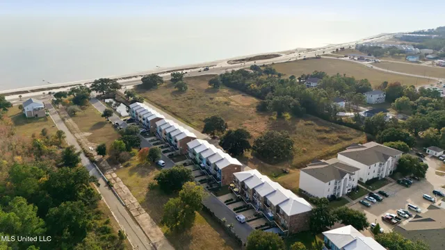 $319,500 | 17 Oak Alley Lane, Long Beach, MS 39560