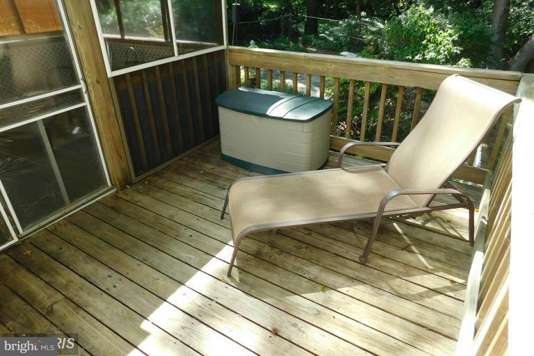 3 Crescent Road, Unit B Greenbelt, MD 20770 - Photo 16 of 22 a balcony with wooden floor