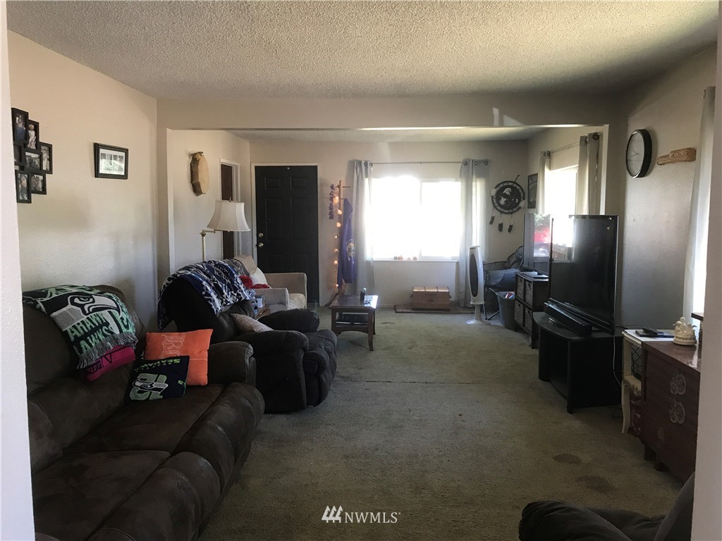 19312 Elderberry Street Southwest Rochester, WA 98579 - Photo 17 of 19 Gallery Image 17