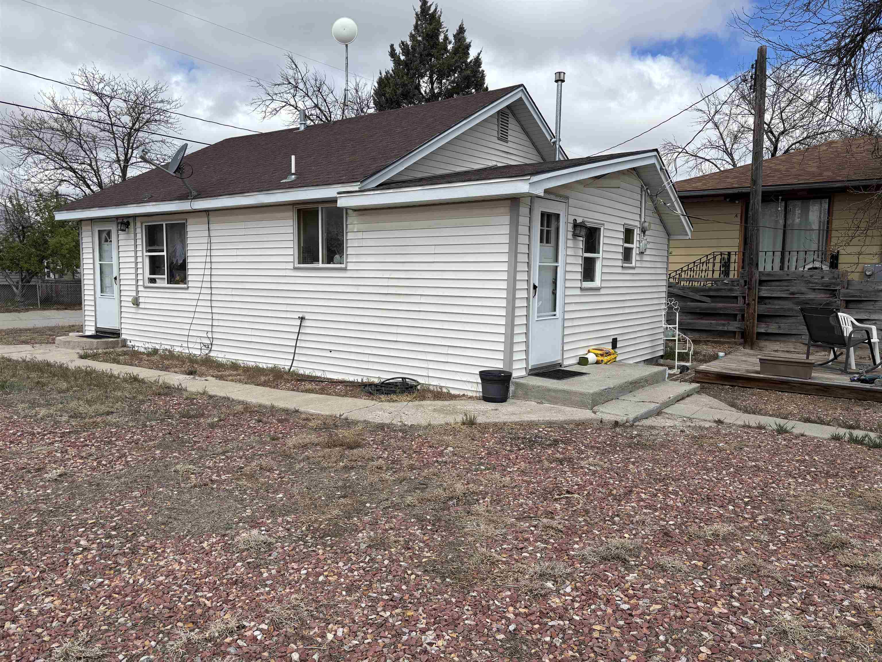1317 High Street Torrington, WY 82240 - Photo 2 of 9