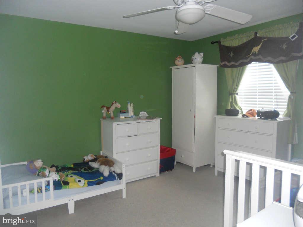 15 Haley Road Baltimore, MD 21221 - Photo 11 of 26 Second Bedroom