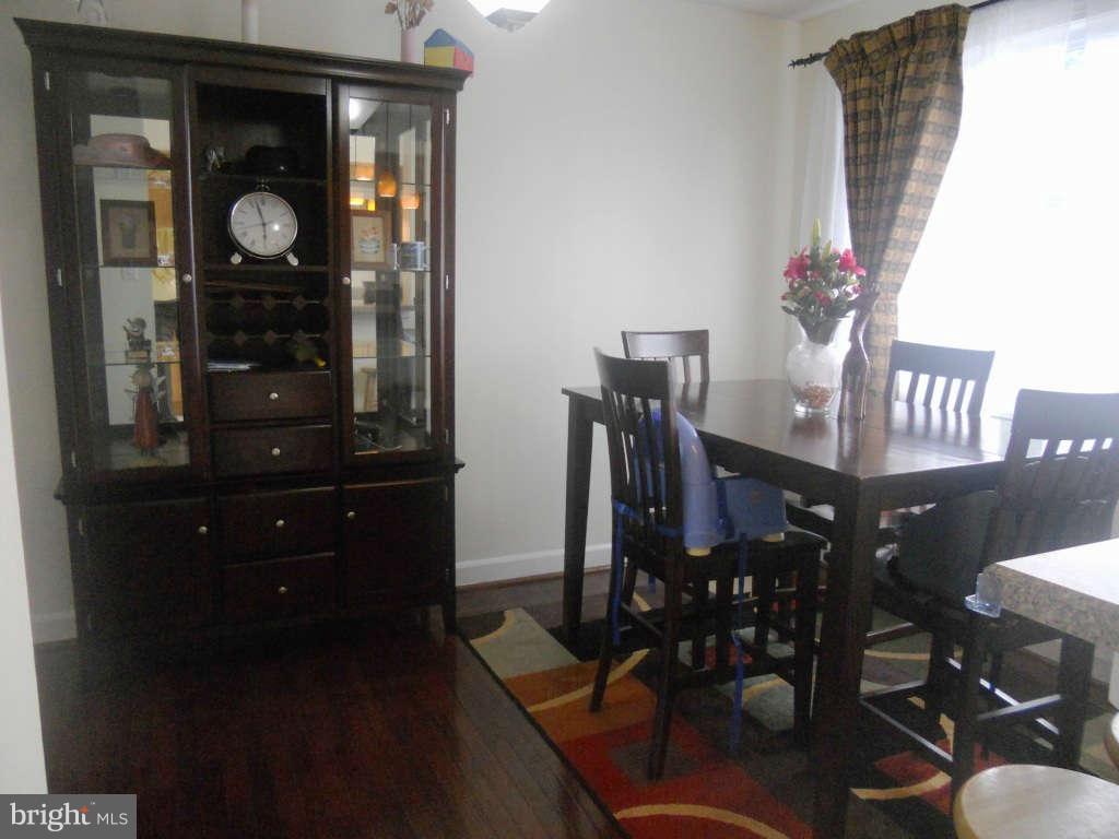 15 Haley Road Baltimore, MD 21221 - Photo 5 of 26 Dining Room