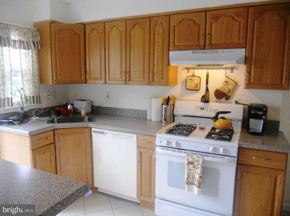 15 Haley Road Baltimore, MD 21221 - Photo 7 of 26 Kitchen