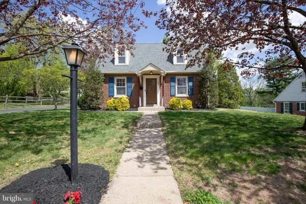 $400,000 | 165 North 4th Street, Souderton, PA 18964