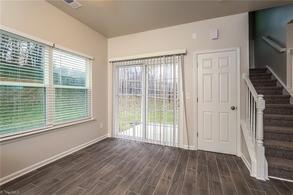 3717 Whitworth Drive Greensboro, NC 27405 - Photo 4 of 17