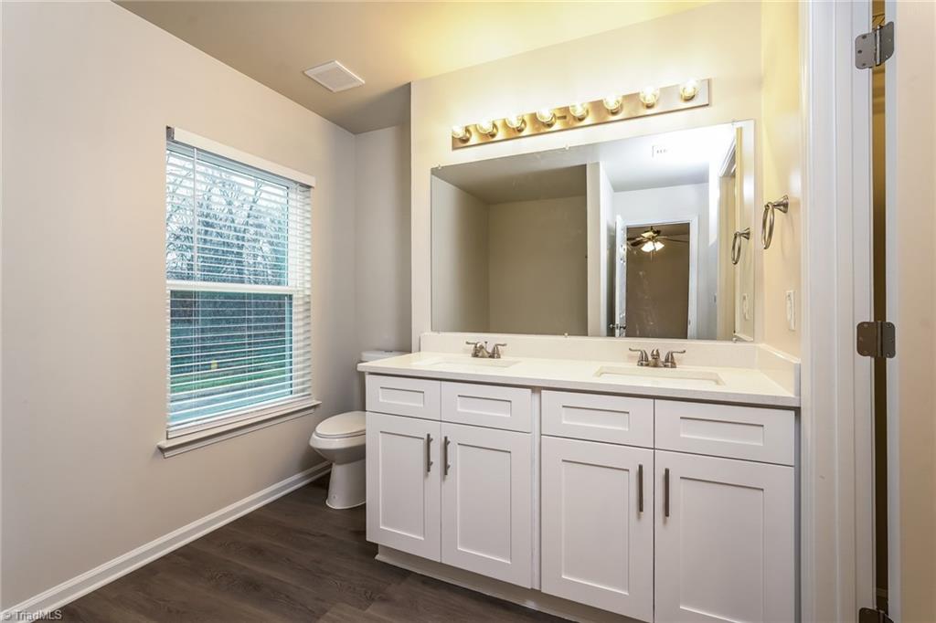 3717 Whitworth Drive Greensboro, NC 27405 - Photo 9 of 17