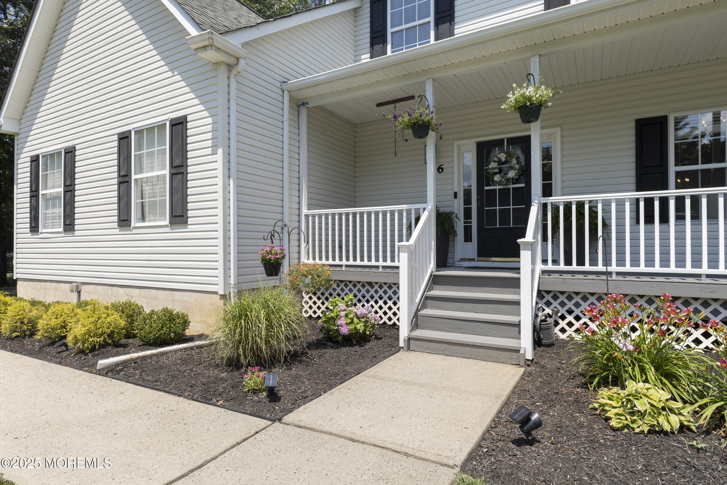 6 Kindling Way Jackson, NJ 08527 - Photo 6 of 54 a front view of a house