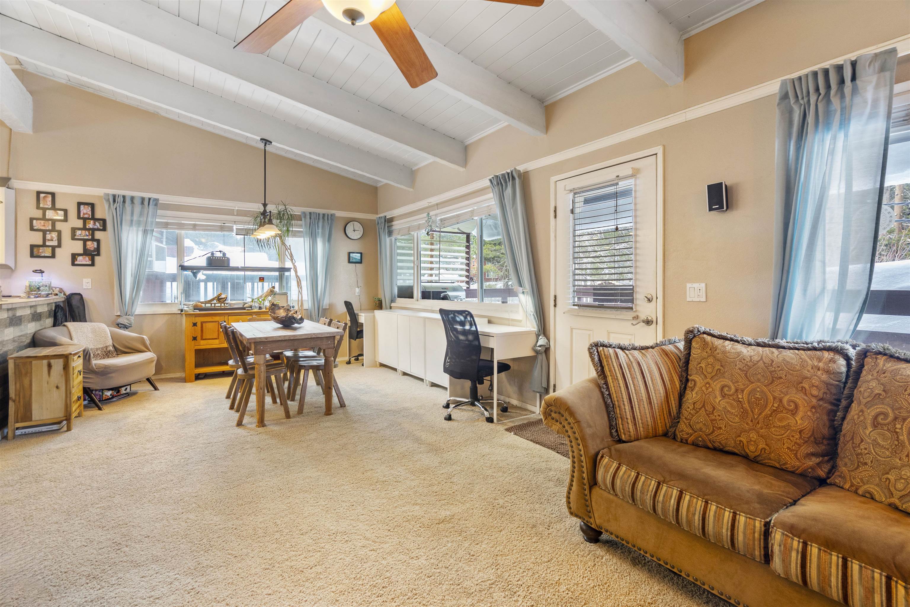 1875 Old Mammoth Road, Unit 32 Mammoth Lakes, CA 93546 - Photo 4 of 23