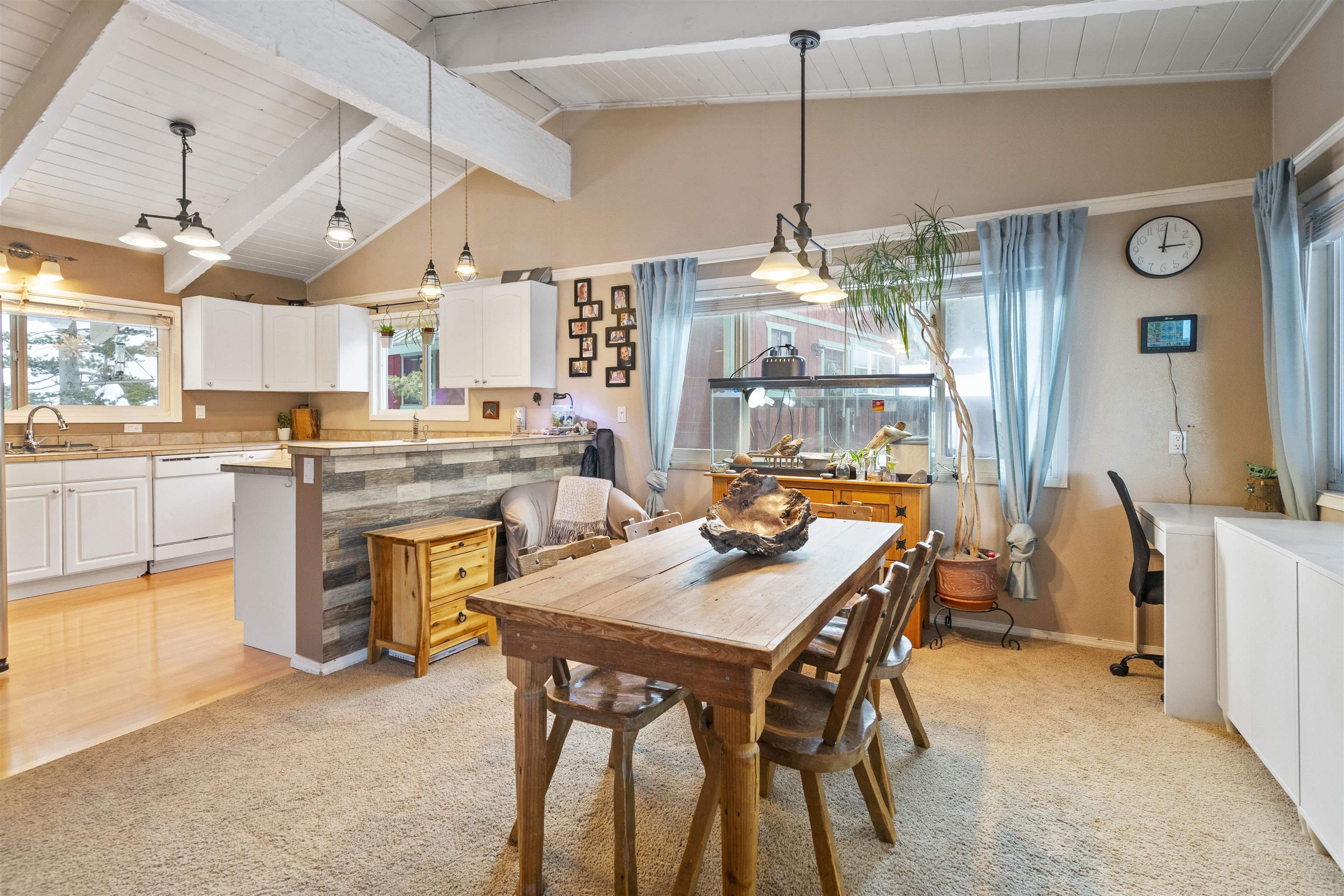 1875 Old Mammoth Road, Unit 32 Mammoth Lakes, CA 93546 - Photo 5 of 23